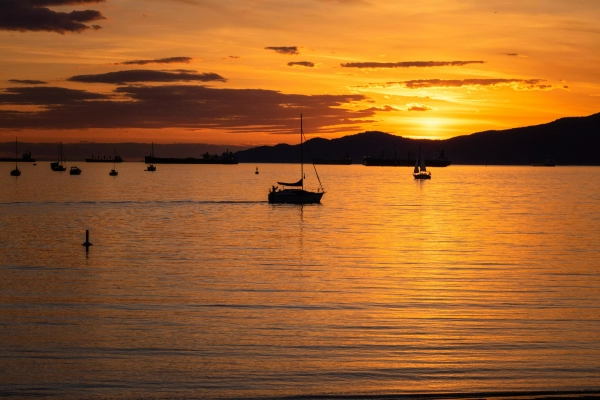 bateau-dispersion-cendres_en_mer